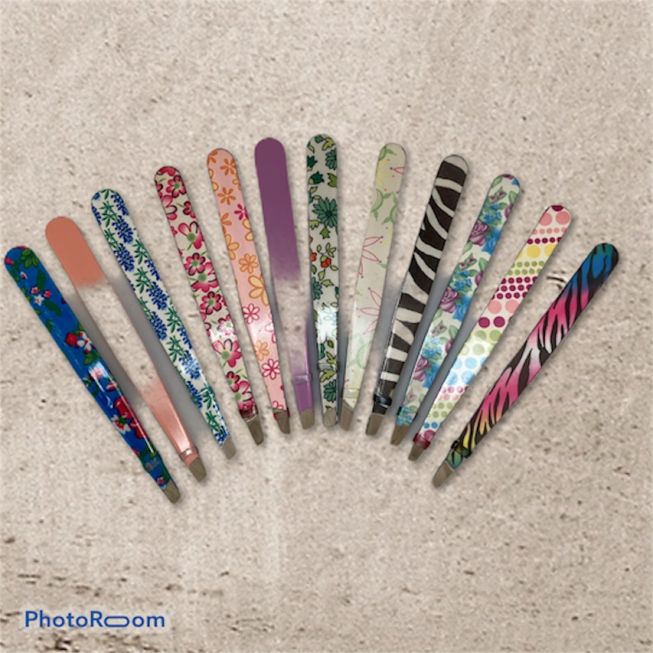 Coloured tweezers - single